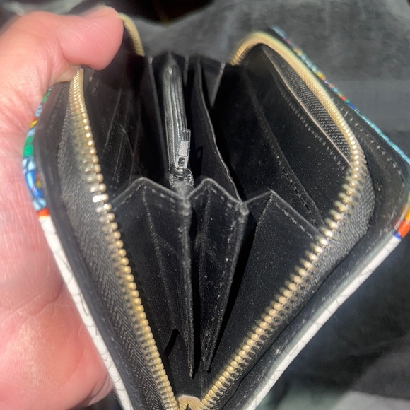 Colorful Puerto Rico Lizard Wallet - Picture 4 of 14